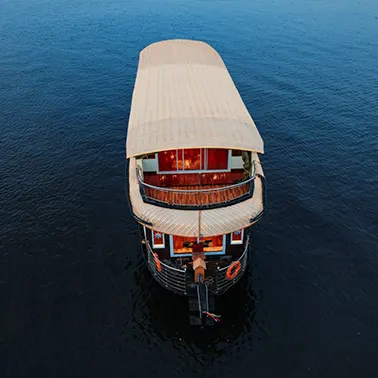 Anna Luxury Houseboat